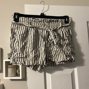 Women Tie shorts